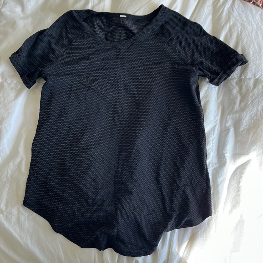 Lululemon short sleeve top
